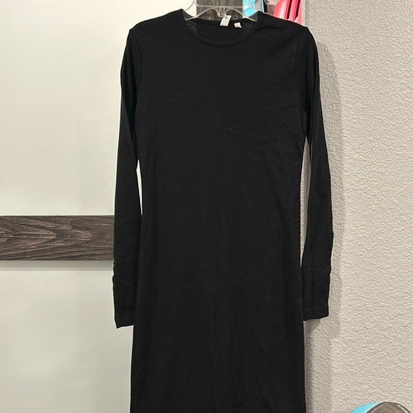 KOTN Dresses & Skirts - Kotn dress